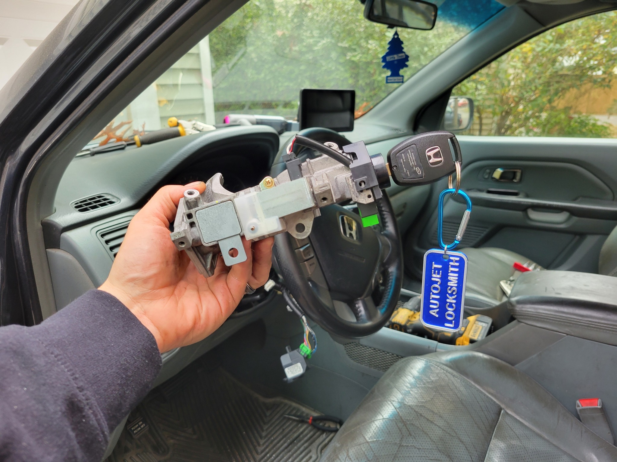 Ignition Housing Repair 2005 Honda Pilot - Locksmith Job in Olympia, WA